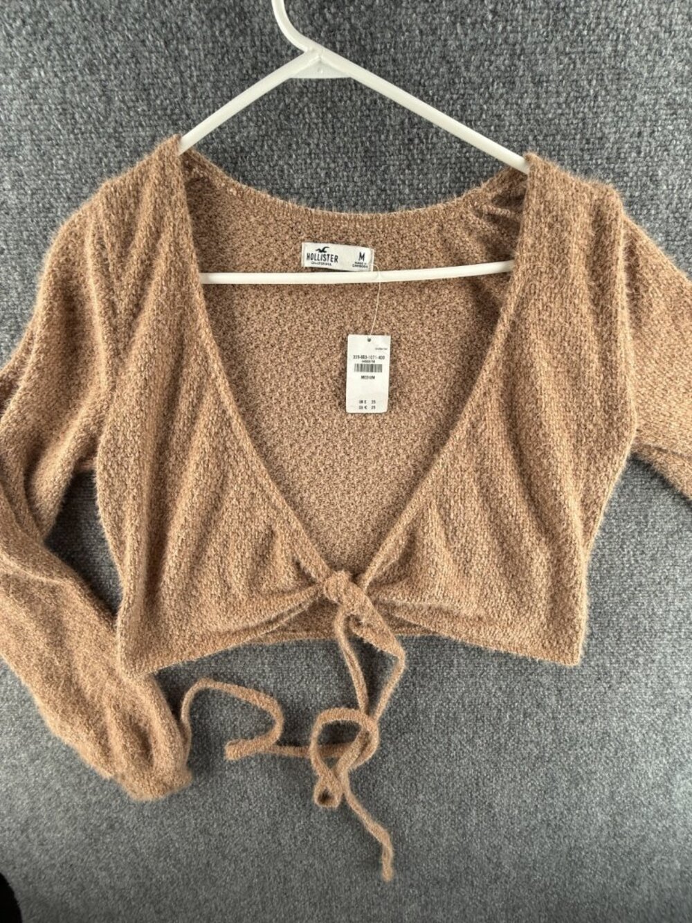 NWT Hollister Women Cardigan Sweater Medium Super Soft Knit Cropped Oversized